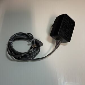 Panasonic PNLV226 AC/DC Power Adapter Charger Cord 5.5v 500mA Genuine